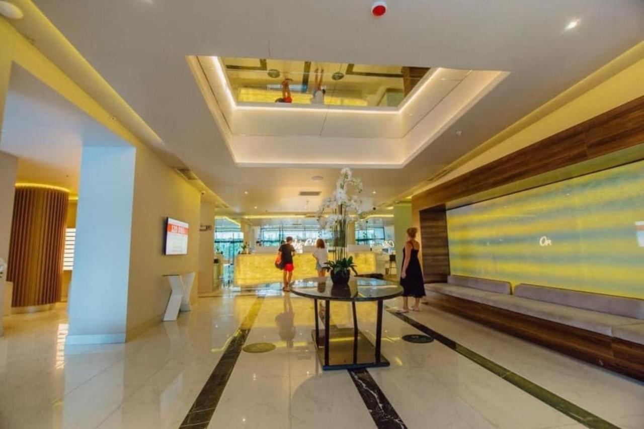 Orbi City Batumi With Sea View Exterior foto